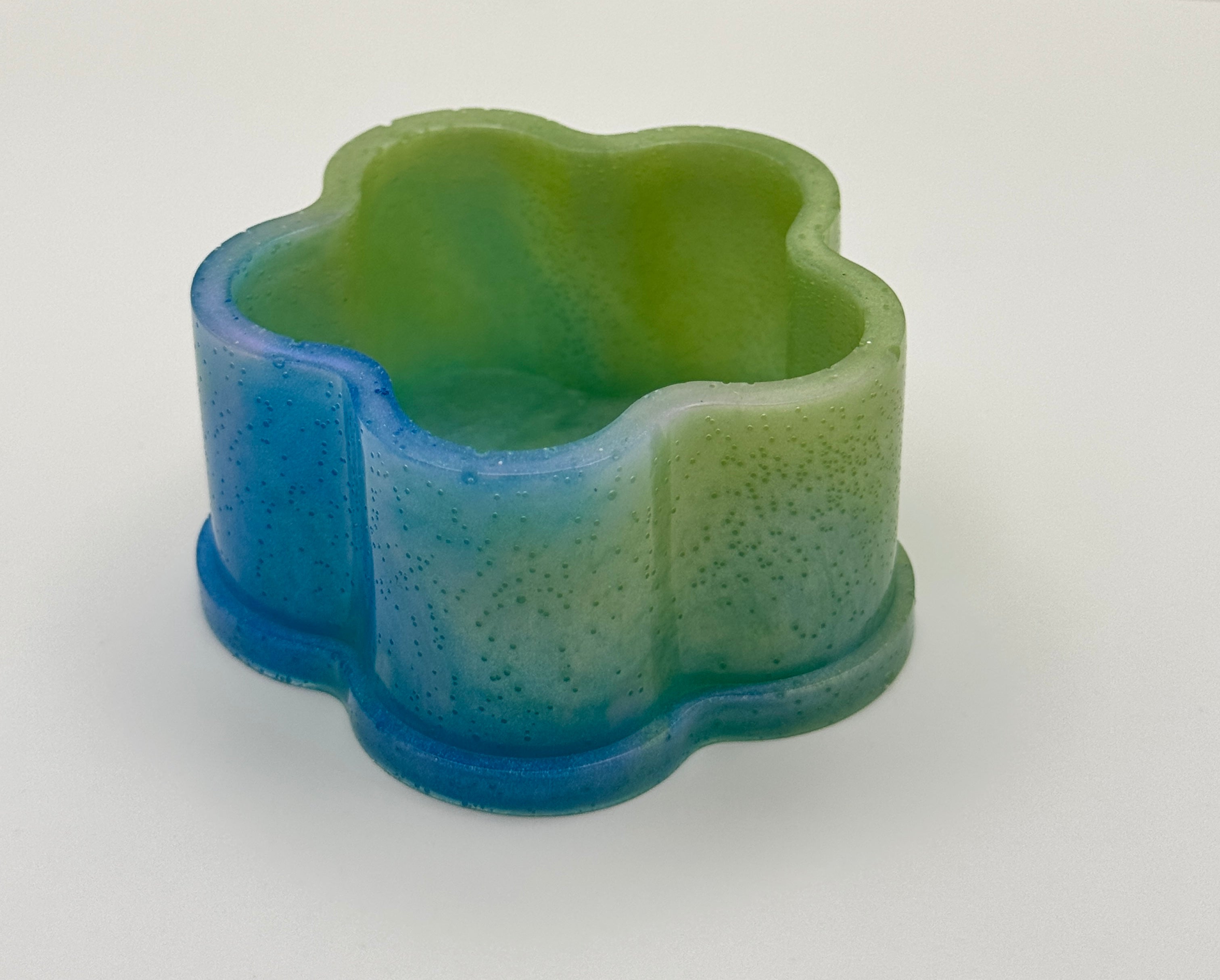 Mermaid Lagoon clover resin dish from the side, showing scalloped edges with blue and green color fade